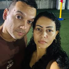 Pobre fazendo pobrice added a new...