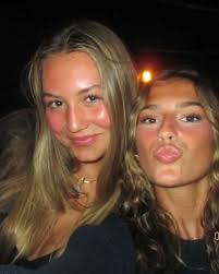 Sienna Long is one of the University of Miami's fastest growing social  media stars with 22.9k followers. But she never saw herself in Miami. When  applying to colleges, Long struggled to picture