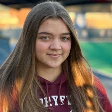 Mackenzie Ackley's Instagram, Twitter & Facebook