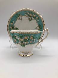 Queen Anne ‘Marilyn’ Tea Cup and Saucer, Fine Bone Chiba, Made in England