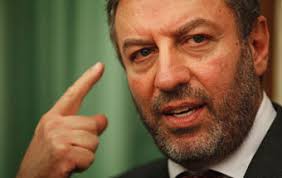 [participe no programa nota 20, uma conversa com nuno crato para debater e aprofundar investigação recente sobre temas de educação. Visao Nuno Crato Quer Alargar Ensino Do Portugues No Reino Unido