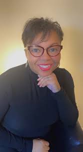 Kimberly Searcy's Instagram, Twitter & Facebook