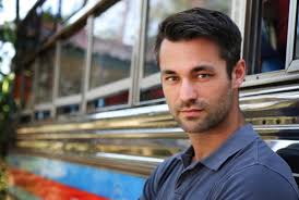 We maken kennis met de acht deelnemers die de strijd aangaan met hun dwangneurose. Roadtrip Door Thailand In Levenslang Met Dwang Tvwatchers Nl