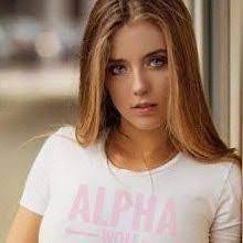 Beverly Wolf's Instagram, Twitter & Facebook