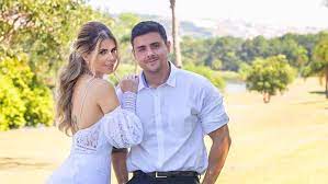 O mundo de hoje se esqueceu do mundo de ontem e vive em função do mundo de amanhã. Ex Bbb Cacau Colucci Se Casa Com Look Romantico Com Bruno Lima To Na Midia