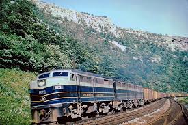 A Baltimore Ohio Fa 2 Fb 2 Fa 2 Set Leads A Freight Train Through Maryland S Cumberland Narro Baltimore And Ohio Railroad Railroad Photography Train Pictures