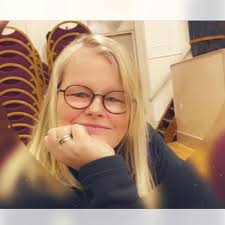 Hi there I was wondering if anyone knows where I could get air beam and  also the black cover for it! many thanks