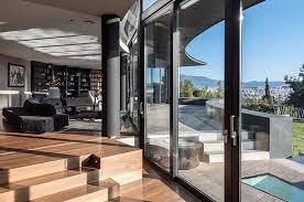 2 bedrooms, 1 bathroom, 1 living room, 1 kitchen, balcony. Edge House In Athens Studio Omerta