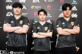 피파 온라인4 정보, fifa4, 점검, 뉴스, 스쿼드 시뮬레이터, 선수 정보, 팁과 노하우, 전술 상담, 개인기, 영상관, 커뮤니티 제공 ìì°½ì° ë³ì°ì§ ì°¨íì° Eacc ê°ê·¼ ëì¥ ì°ìê¹