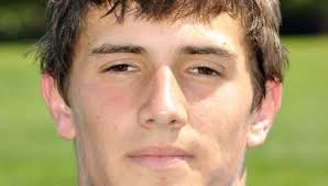 Veal helps Titans haul in win over Bucks