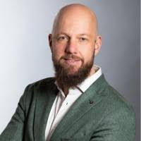 10 "Walt Eisele" profiles