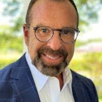 Scott Slavik's Instagram, Twitter & Facebook