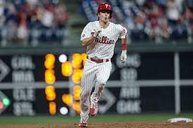 The phillies have purchased the contract of luke williams, who just helped team but williams is, and that's likely why he is headed to philadelphia. Df8pxmkmof4nym