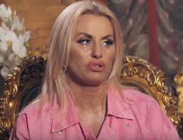 Karierę w show biznesie rozpoczęła w 2016 roku, gdy zaczęła występować w reality show królowe życia. Niezwykle Ciezkie Chwile Dagmary Kazmierskiej Z Krolowych Zycia Kobieta Przezywa Wlasnie Bardzo Trudny Czas Zycie