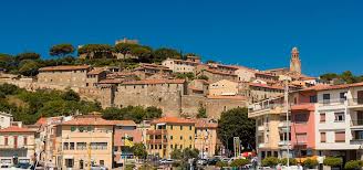 Castiglione Della Pescaia Una Vacanza In Maremma Veraclasse Luoghi Meravigliosi Vacanza Viaggi