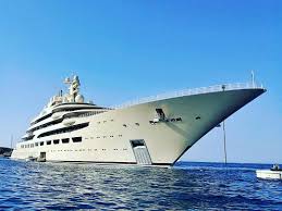 Generally, a motorized yacht about 35 feet in length can travel around 200 miles at approximately 25 knots in an 8 hour day. The Full Story Of The Dilbar Fleet Yacht Harbour