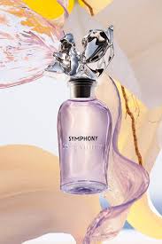 Maybe you would like to learn more about one of these? Symphony Louis Vuitton Parfum Ein Neues Parfum Fur Frauen Und Manner 2021