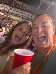 TBT I love how everyone loves him