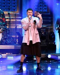 Toda la ropa para niños. Bad Bunny S New Album Reworks The Y2k Styles Of His Youth Vogue