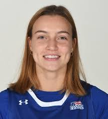 Lauren Stack's Instagram, Twitter & Facebook