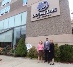 The doubletree inn at the colonnade baltimore offers 9,000 square feet of seasonality and projections at doubletree inn at the colonnade. Ta Da Transformation Of Doubletree By Hilton Downtown Manchester Hotel Is Complete Manchester Ink Link