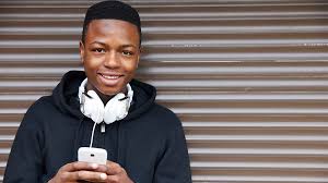 This dissatisfaction can occur at any age, leading many people to ask the question, how old do you need to be to have a nose job?. What Jobs Can 18 Year Olds Get Ånin Staffing