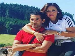 حكايات عمرو عبد الجليل (فيديو). Ø¨Ø¹Ø¯ 11 Ø¹Ø§Ù… Ø§ Ø²ÙˆØ¬Ø© Ø¹Ù…Ø±Ùˆ Ø³Ø¹Ø¯ ØªØ¹Ù„Ù† Ø§Ù†ÙØµØ§Ù„Ù‡Ø§ Ø¹Ù†Ù‡ Ù…ØµØ±Ø§ÙˆÙ‰