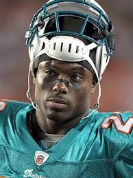 Philadelphia Eagles sign ex-Miami Dolphins running back Ronnie Brown,  league's No. 2 overall pick in 2005