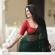 Indian hot girls cleavage image. Pin On Hot Now