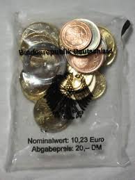 Pour fêter le cinquième élargissement de l'ue, la finlande a tiré une série de pièces de deux euros: Pieces En Euro De L Allemagne Wikipedia