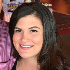 Mandy Hillstrom's Instagram, Twitter & Facebook