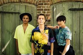 The music video begins by felix making a statement on the core topic of the song; Felix Jaehn On Twitter No Therapy Feat Nea Brynchristopher Is Finally Out Now How Do You Feel About It So Grateful For Everyone Who S Supporting The Record Https T Co Hgnp2chbvu