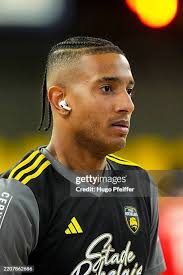 1,032 Michael Pfeiffer Photos & High Res Pictures