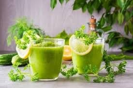 Como Preparar Um Smoothie De Abacaxi E Aipo Para Perder Peso Melhor Com Saude