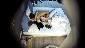 2024-3-10流出酒店偷拍❤️样子可爱的JK制服眼镜学妹星期天和男友开房被前后操- FAPCAT