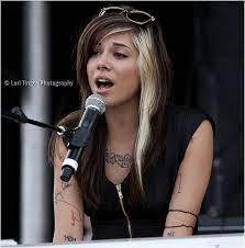 Hey guys, recently i've been super bored with my hair and also going through a mild breakdown🤠, so i decided to bleach the front sections of my hair! Black Blonde Hair On Tumblr Christina Perri Hair Hair Styles Blonde Hair Color