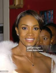 401 Robin Reynolds Photos & High Res Pictures