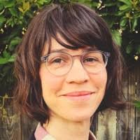 Amy Dasilva's Instagram, Twitter & Facebook