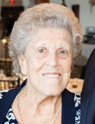 Loretta Mcfadden's Instagram, Twitter & Facebook