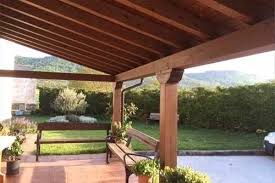 Esta versión tiene ese aire más romántico y será super disfrutado en esas noches frescas pero ideales. Pergolas De Madera Cenadores De Madera