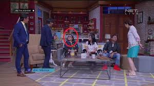 Pertama Kali Tampil Lagi Di Ini Talkshow Nunung Langsung Janji Belikan Motor Baru Ke Orang Spesial Tribunnews Com Mobile