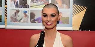 Burcu güneş'in 2009 yılında çıkan yepyeni albümünden benim gibi sevgili bulamazsıngüneş olsan doğmazsın,yağmur olsan yağmazsın.herşeyin yalan dolan. Burcu Kiratli Kac Kilo Boyu Kac Nereli Kac Yasinda Sevgilisi Kimdir Unlu Detay