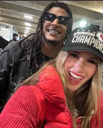 Isiah Pacheco Ava Hunt having fun! #SuperBowl . #isiahpacheco #lilpoppy  #avahunt #chiefs #chiefsfans #chiefsfootball #chiefskingdom #chiefsnation  #kansascitychiefs #nfl #nflfootball #AFCChampionship #kansascity #baltimore  #facebookpost