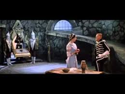 рассказ служанки 1 сезон 1 серия смотреть онлайн бесплатно Ogon Voda I Mednye Truby 1967 Polnaya Versiya Filmy Skazki Mednye Truby