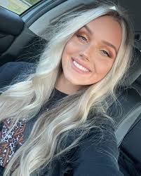 Savannah Cherry's Instagram, Twitter & Facebook