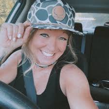 Edited and reuploaded.