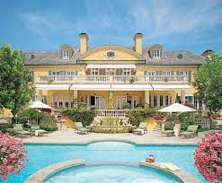 Tour Rod Stewart S English Country Style Estate In Beverly Hills Beverly Hills Houses Celebrity Houses Celebrity Mansions