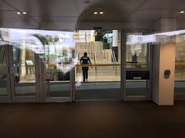 On june 2, 2012, a shooting took place in the urban eatery food court while the mall was heavily crowded with shoppers. A Lot Of Chaos Yorkdale Mall Locked Down After Shots Fired Cbc News