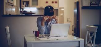 أن يقول المؤذن بعد حي على الفلاح الثانية، حي على خير العمل مرتين. Ù‚Ù„Ù‚ Ø§Ù„Ø¹Ù…Ù„ Ø§Ù„Ø­Ø± Ù…Ø§Ø°Ø§ ÙŠÙ‚Ø¯Ù… Ù„Ù†Ø§ Ø§Ù„ÙØ±ÙŠÙ„Ø§Ù†Ø³ ÙˆÙ…Ø§Ø°Ø§ ÙŠØ£Ø®Ø° Ù…Ù†Ø§