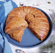 Couronne Des Rois Une Brioche Vegan Et Sans Huile Fourree A La Frangipane Vegan Mail0ves Avc Un Zero Recette Desserts Vegan Couronne Des Rois Recette